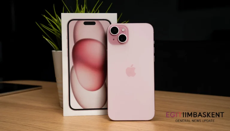iPhone 15 Pink